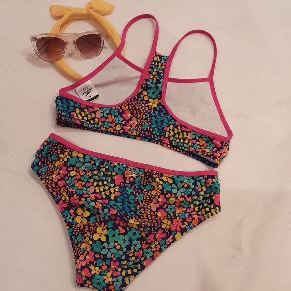 GIRLS Speedo (Sz 14) - BIKINI - Picture 2 of 5